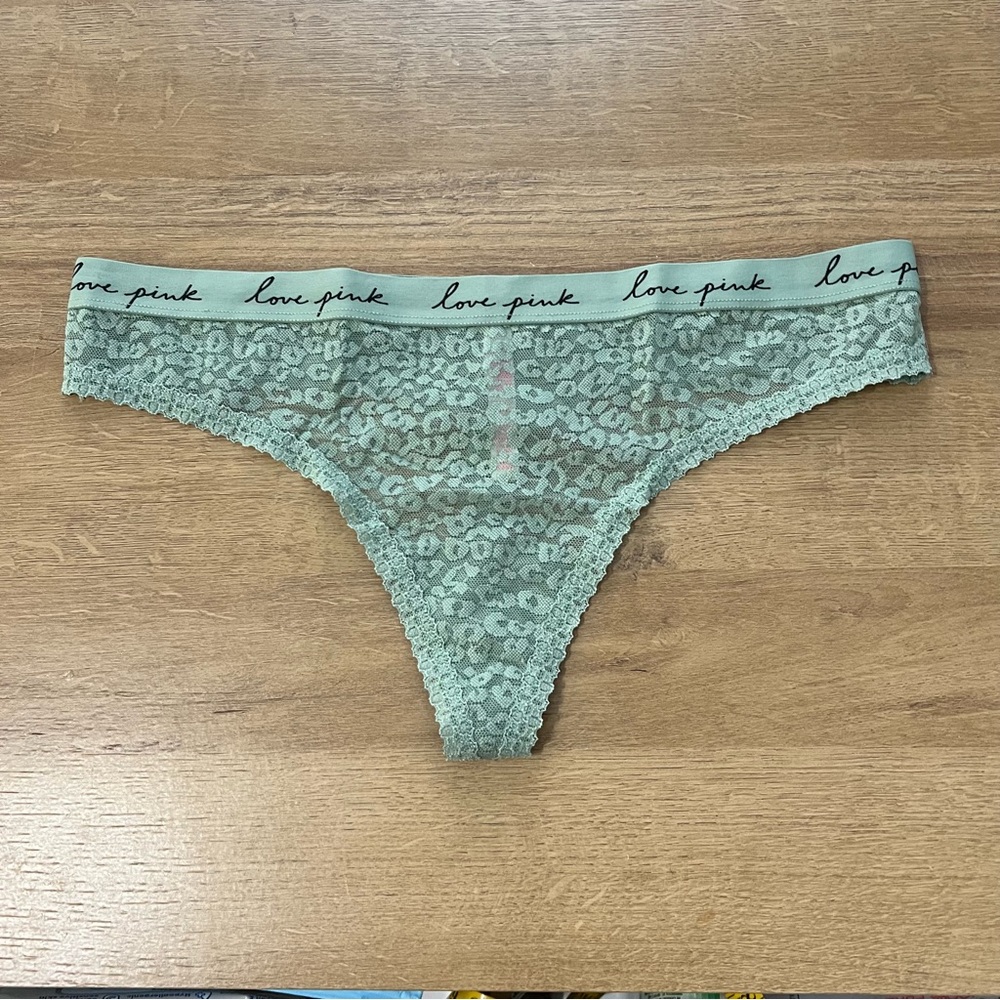 VS Pink Thong